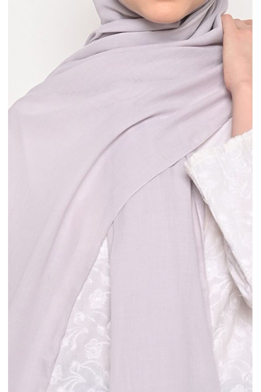 Pasmina Voal Gucci Jahit Tepi Grey